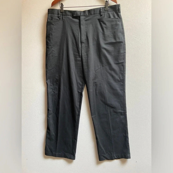 Nike FIT  DRY Golf Black Trouser Pants Sz 38 x 32 - Picture 1 of 12